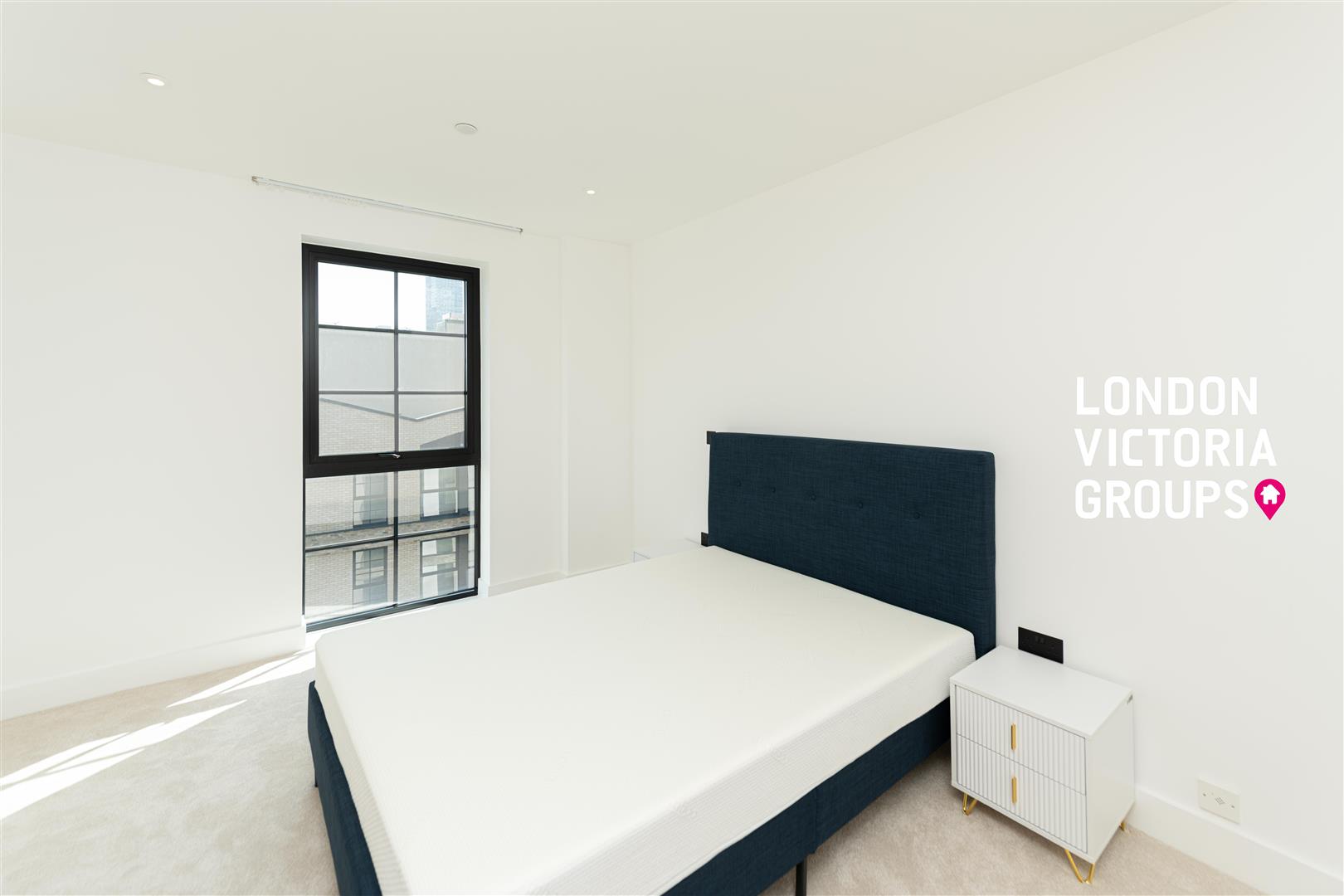 Horatio Apartments, 2 Graphite Square, LONDON